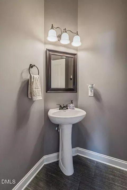 Bath - 136 Kenneth Ln, Willow Spring, NC 27592 photo 1 of 8