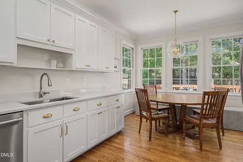 Kitchen - 7 Mill Haven Ct, Durham, NC 27713 photo 3 of 3