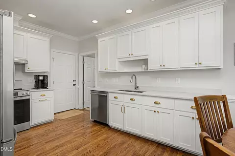Kitchen - 7 Mill Haven Ct, Durham, NC 27713 photo 1 of 3