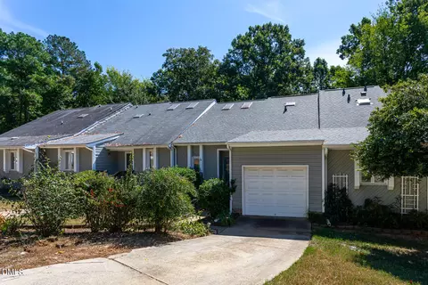3602 Top Of The Pines Ct, Raleigh, NC 27604