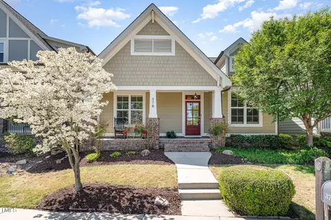 379 Tobacco Farm Way, Chapel Hill, NC 27516