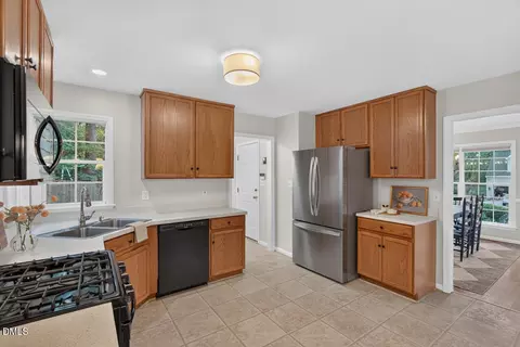 Kitchen - 6111 Chesden Dr, Durham, NC 27713 photo 5 of 5