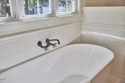 Bath - 4311 Bracada Dr, Durham, NC 27705 photo 3 of 7