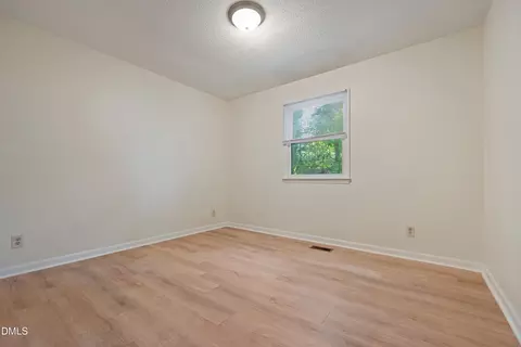 Bedroom - 925 Fleming Dr, Durham, NC 27705 photo 3 of 5