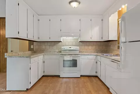 Kitchen - 925 Fleming Dr, Durham, NC 27705 photo 1 of 2