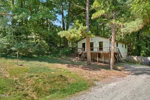Exterior - 925 Fleming Dr, Durham, NC 27705 photo 1 of 2