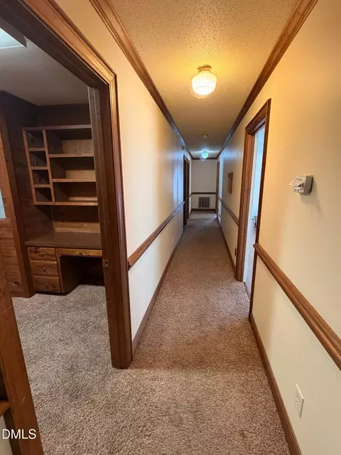 Entry Way - 904 Merry St, Dunn, NC 28334 photo 2 of 2