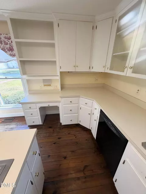 Kitchen - 904 Merry St, Dunn, NC 28334 photo 6 of 7