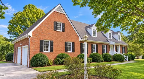 317 Iron Horse Rd, Rocky Mount, NC 27804