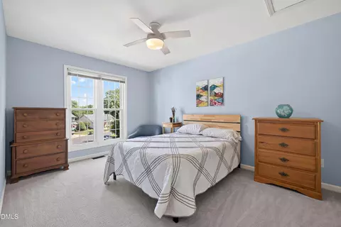 Bedroom - 2312 Maplegreen Ln, Apex, NC 27502 photo 5 of 8