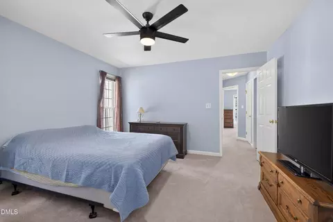 Bedroom - 2312 Maplegreen Ln, Apex, NC 27502 photo 4 of 8