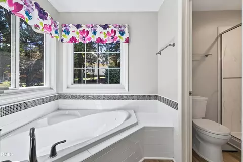 Bath - 2312 Maplegreen Ln, Apex, NC 27502 photo 4 of 11
