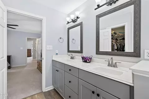 Bath - 2312 Maplegreen Ln, Apex, NC 27502 photo 8 of 11