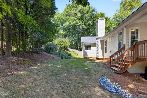Exterior - 2312 Maplegreen Ln, Apex, NC 27502 photo 4 of 7