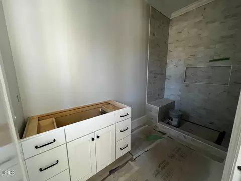 Bath - 1300 Eldon Cir, Durham, NC 27707 photo 8 of 9