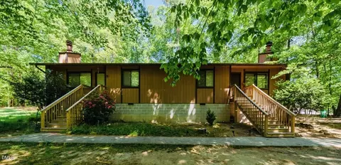 415 Tall Oaks Rd #A & B, Chapel Hill, NC 27516