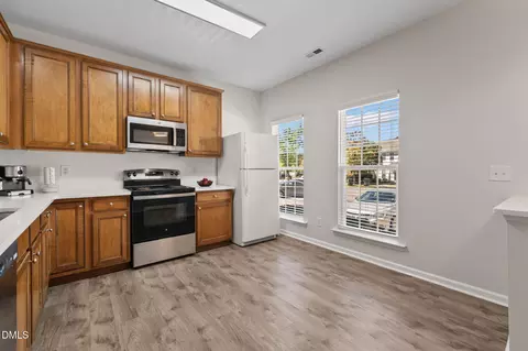 Kitchen - 36 Sharpstone Ln, Durham, NC 27703 photo 5 of 5