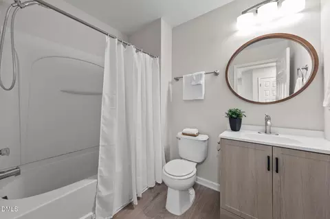 Bath - 36 Sharpstone Ln, Durham, NC 27703 photo 3 of 3