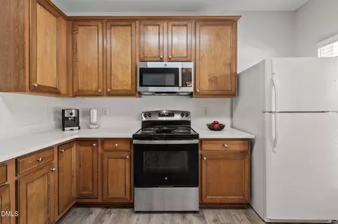Kitchen - 36 Sharpstone Ln, Durham, NC 27703 photo 4 of 5