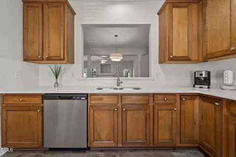 Kitchen - 36 Sharpstone Ln, Durham, NC 27703 photo 3 of 5