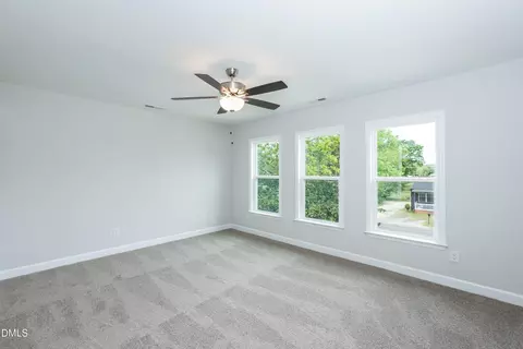 807 E Harnett St, Dunn, NC 28334 photo 13