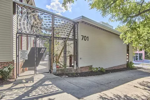 Exterior - 701 W Trinity Ave #117, Durham, NC 27701 photo 2 of 3