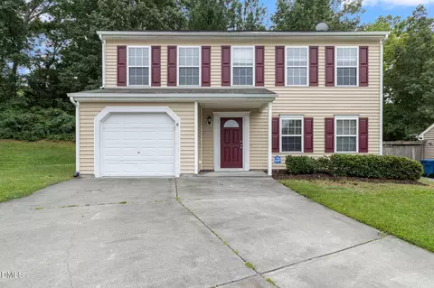 Exterior - 6 Stepney Ct, Durham, NC 27713 photo 2 of 6