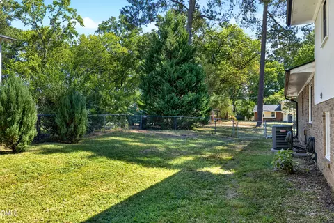 Exterior - 1403 Maple Ave, Apex, NC 27502 photo 12 of 17