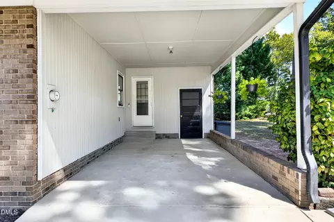 Exterior - 1403 Maple Ave, Apex, NC 27502 photo 5 of 17