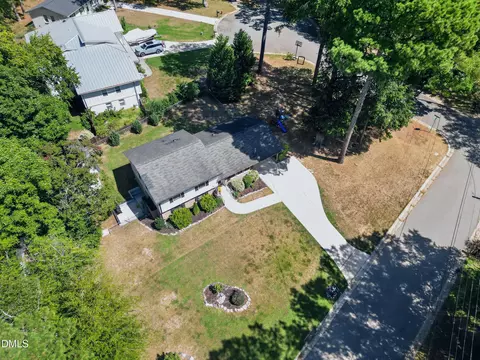 View/Area - 1403 Maple Ave, Apex, NC 27502 photo 7 of 7