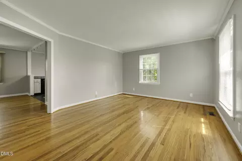 5064 Chesapeake Rd, Fayetteville, NC 28311