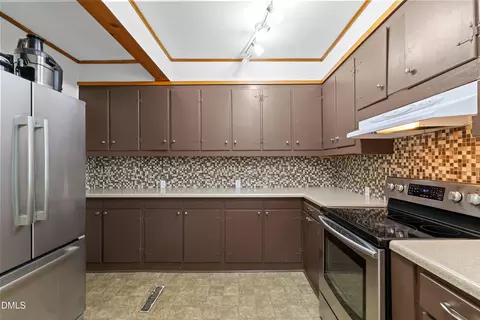 Kitchen - 302 W E St, Erwin, NC 28339 photo 4 of 5