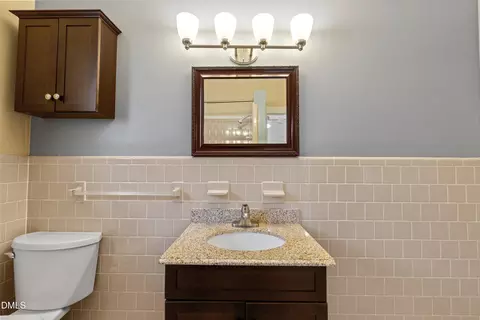 Bath - 302 W E St, Erwin, NC 28339 photo 5 of 6
