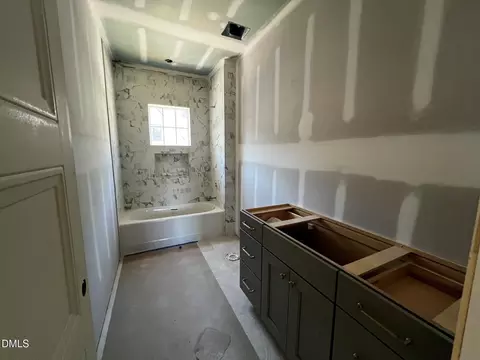 Bath - 1343 Eldon Cir, Durham, NC 27707 photo 8 of 8