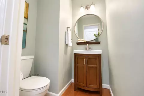 Bath - 4616 Paces Ferry Dr, Durham, NC 27712 photo 1 of 3