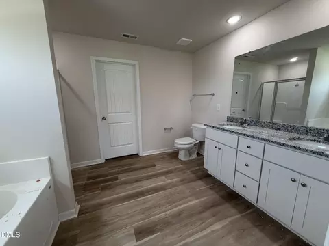 Bath - 196 Shiloh Dr, Lillington, NC 27546 photo 3 of 5