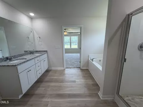 Bath - 196 Shiloh Dr, Lillington, NC 27546 photo 2 of 5