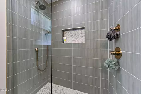 Bath - 1024 S Plum St, Durham, NC 27701 photo 2 of 3