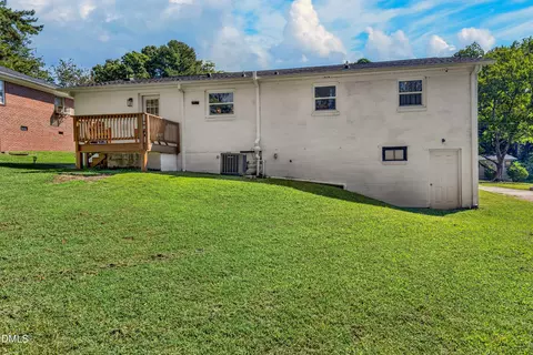 Exterior - 1024 S Plum St, Durham, NC 27701 photo 5 of 6