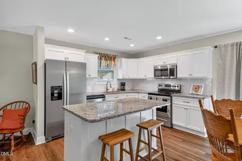 Kitchen - 406 Macbeth Dr, Broadway, NC 27505 photo 1 of 2