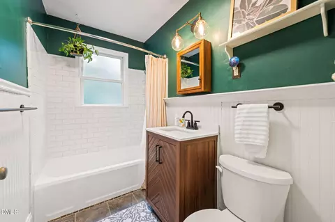 Bath - 2109 Sunset Ave, Durham, NC 27705 photo 1 of 1