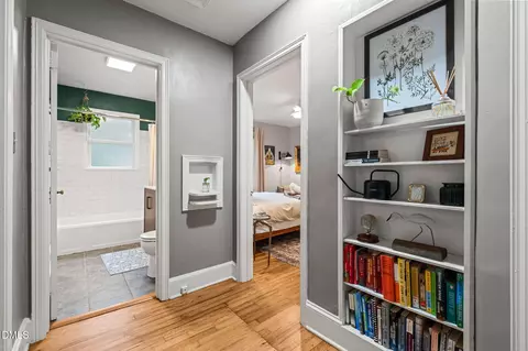 Entry Way - 2109 Sunset Ave, Durham, NC 27705 photo 1 of 3