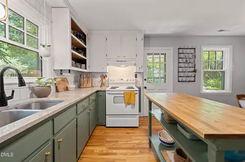 Kitchen - 2109 Sunset Ave, Durham, NC 27705 photo 4 of 6