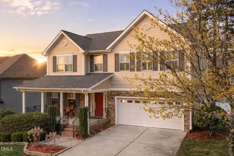 1004 Manderleigh Dr, Knightdale, NC 27545