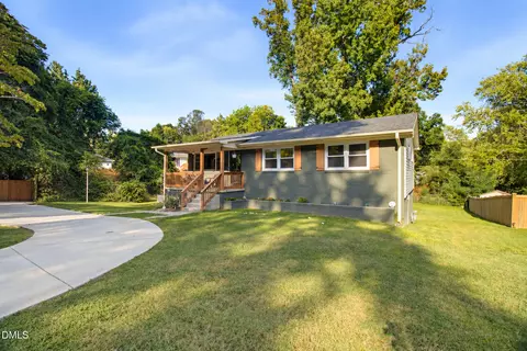 2916 Martinsville Rd, Greensboro, NC 27408