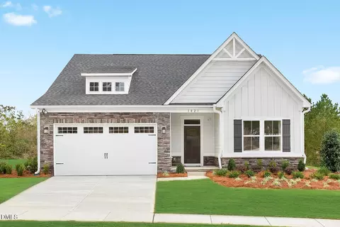 63 Lismore St, Sanford, NC 27330