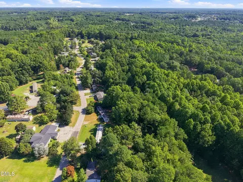 124 Morehead Dr, Willow Springs, NC 27592 photo 9