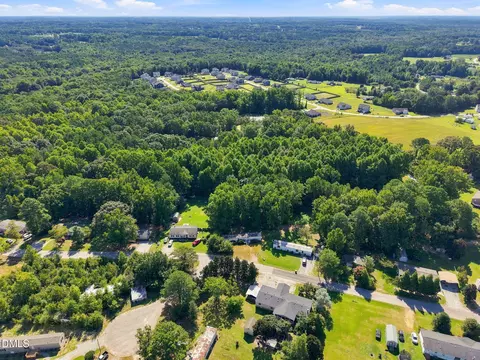 124 Morehead Dr, Willow Springs, NC 27592 photo 8