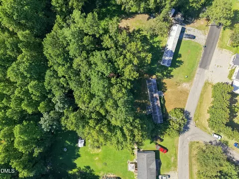 124 Morehead Dr, Willow Springs, NC 27592 photo 7