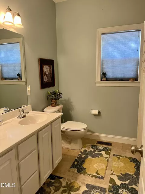 Bath - 2628 Wait Ave, Wake Forest, NC 27587 photo 3 of 4